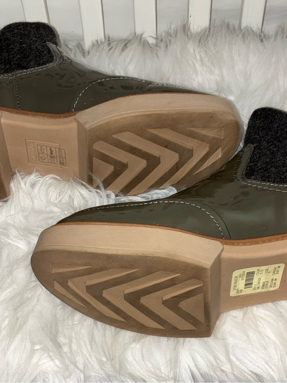 Dolce Vita Saline H2O boots olive patent leather finish grey knit cuff Sz 8 - Picture 8 of 9
